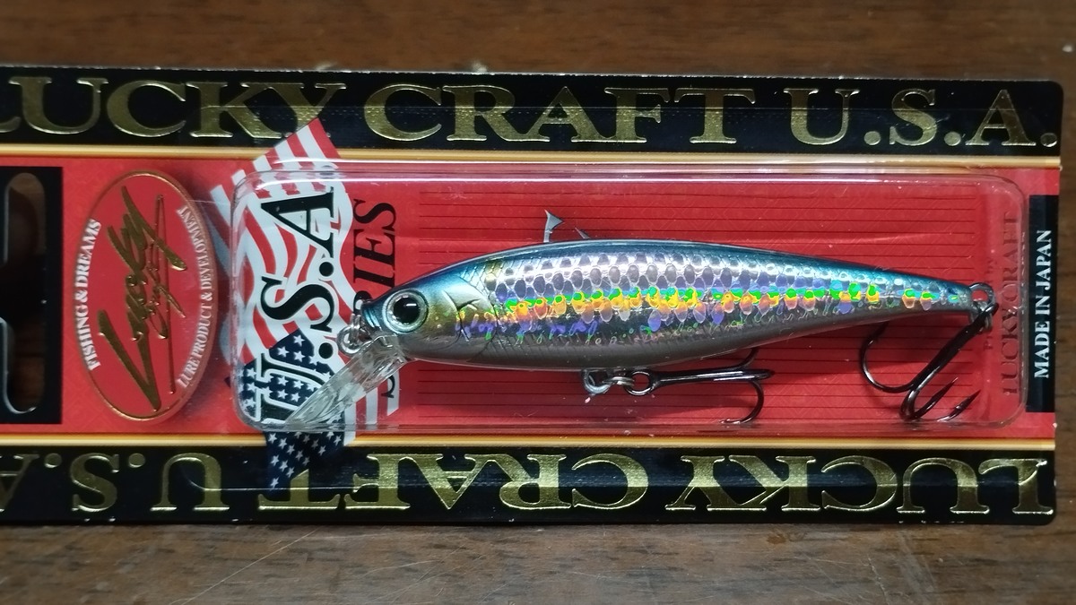 1. Lucky craft​  Pointer 78sp ลายเกล็ด