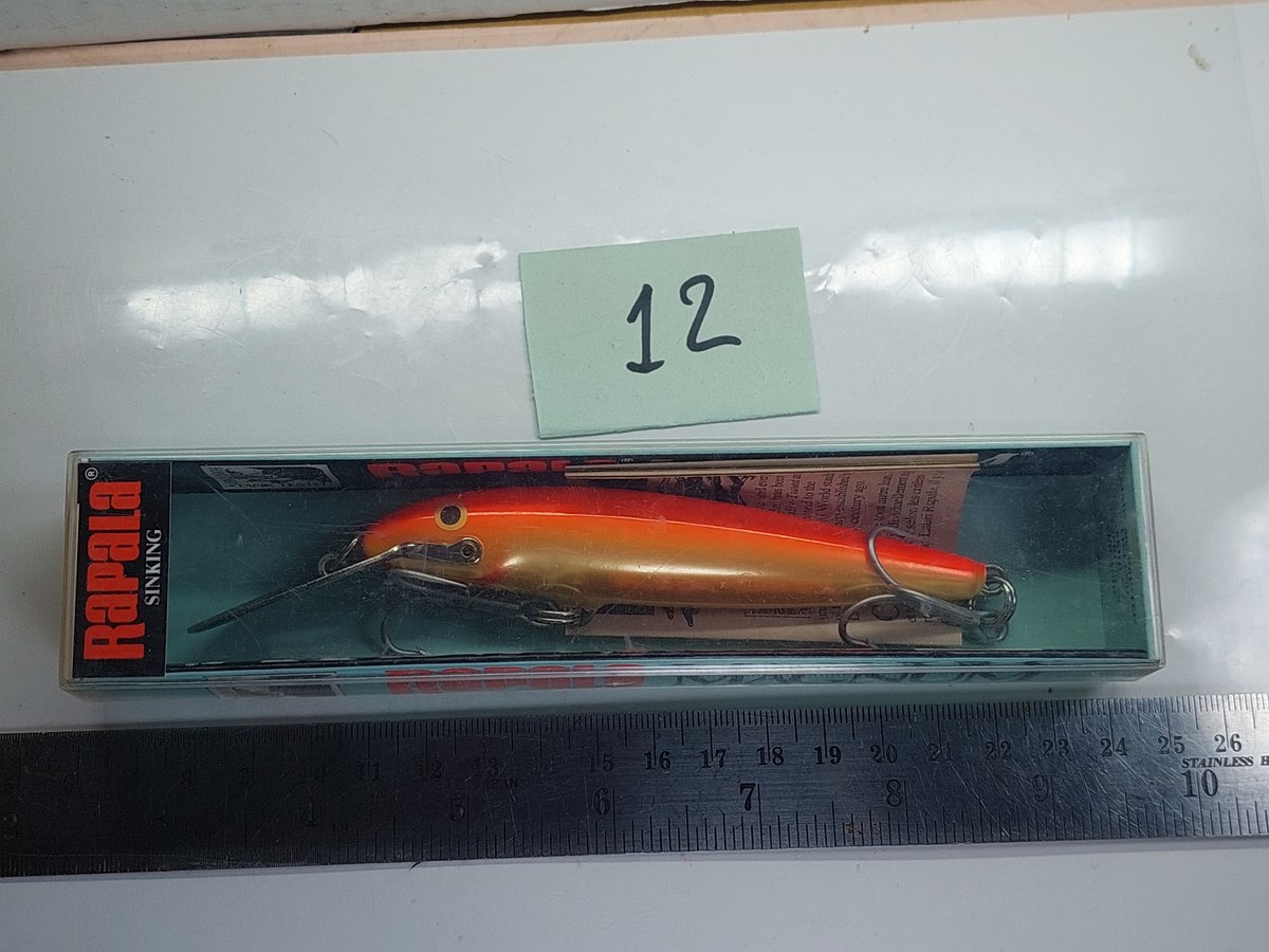   Dum fishing   **** LURE # 12   RAPALA MAGNUM SINKING CD 11 GFR  MAG  ********