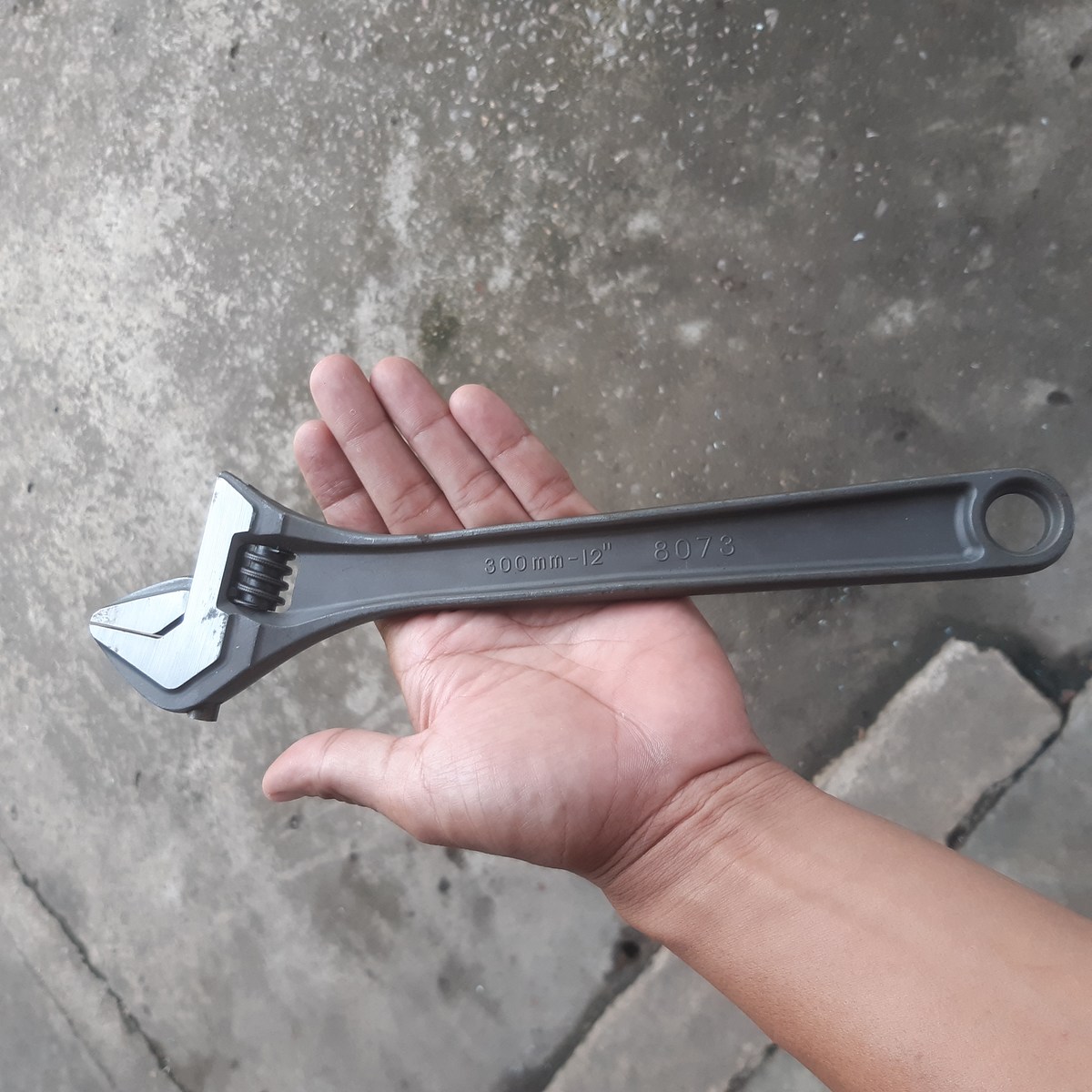 ประแจเลื่อน
