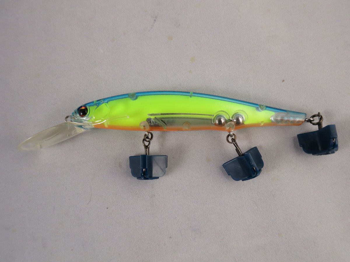 IMAKATSU  DIVING RIPRIZER  Floating