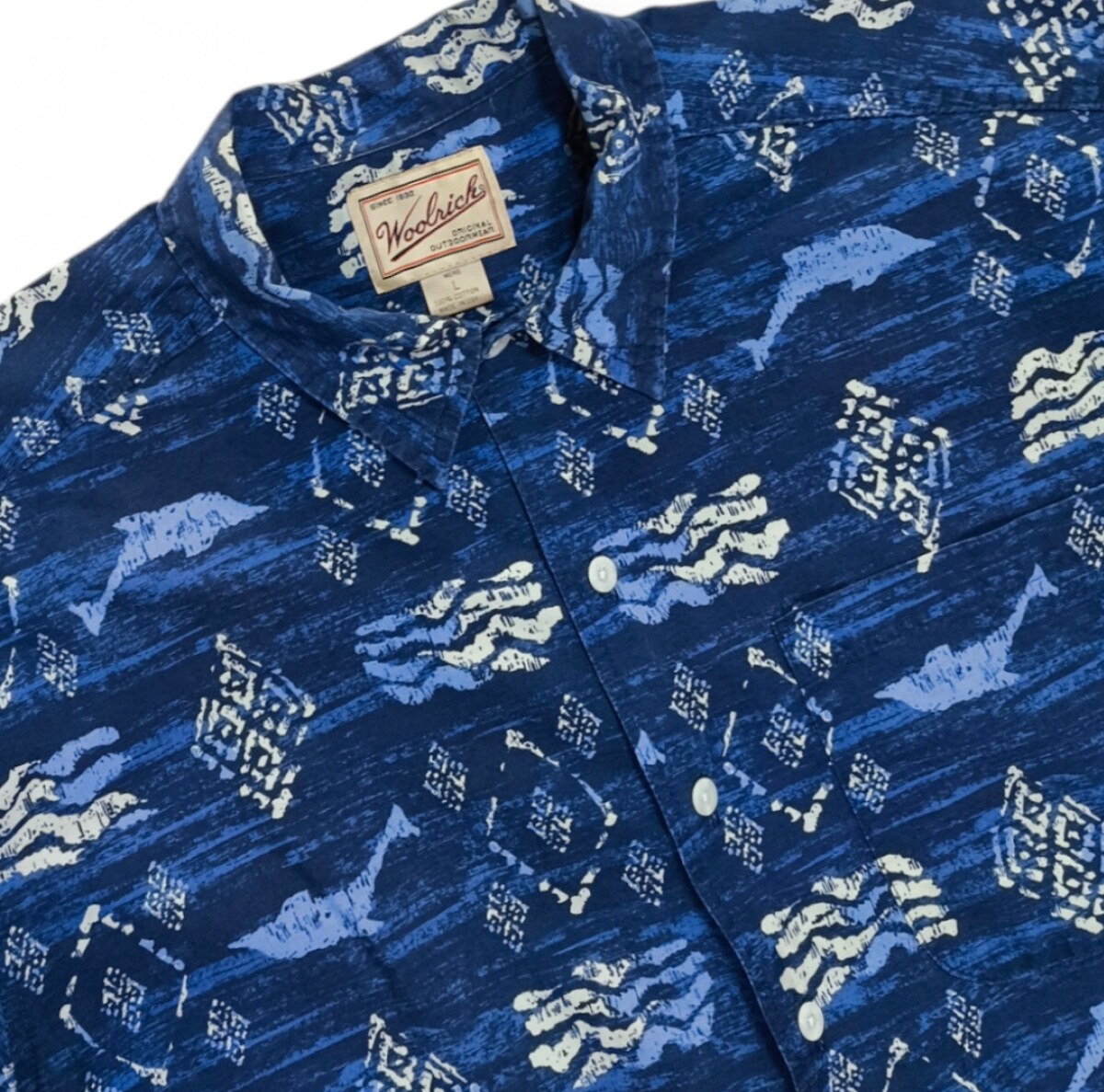 Woolrich Fishing pattern เชิ้ตแขนสั้นลายปลา กระดุมขาวมุก Made in USA