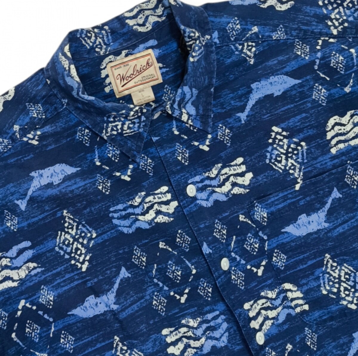 Woolrich Fishing pattern เชิ้ตแขนสั้นลายปลา กระดุมขาวมุก Made in USA