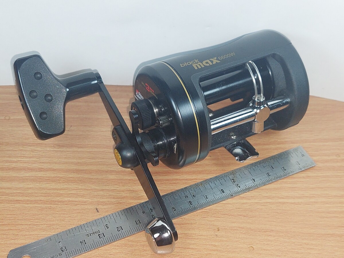   Dum fishing   REEL #  8   ***  ABU  AMBASSADEUR BLACKMAX  6600 W    ***