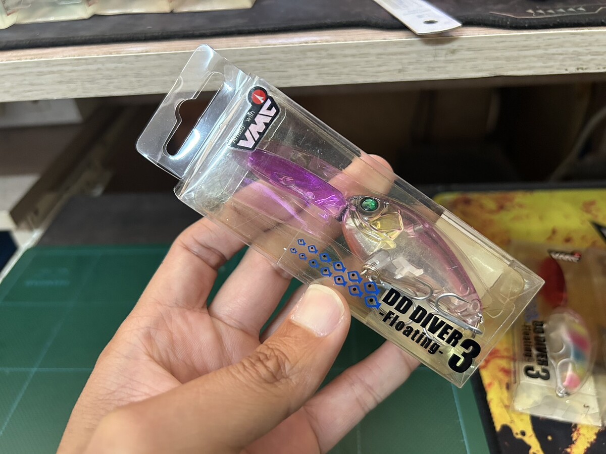 เหยื่อVMC(5.5cm)วัดจากห่วงหน้าถึงห่วงหลัง
