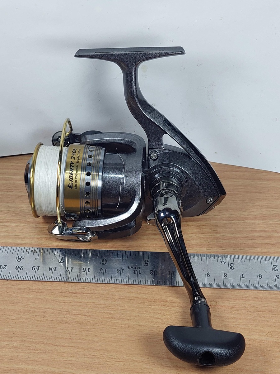   Dum fishing   REEL #  4      ******* DAIWA  LIBERTY  2506     ********