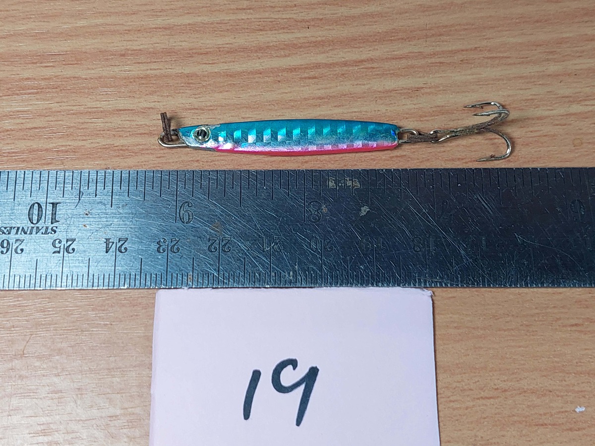  Dum fishing       *******     LURE #    19   ********
