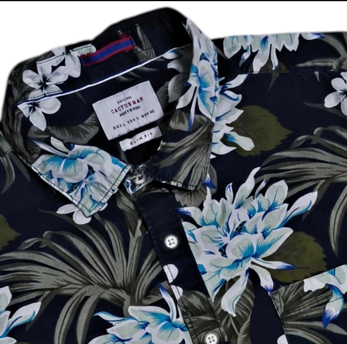 CACTUS MAN slim Fit เชิ๊ตแขนสั้นอก44นิ้ว Size ( อก 44