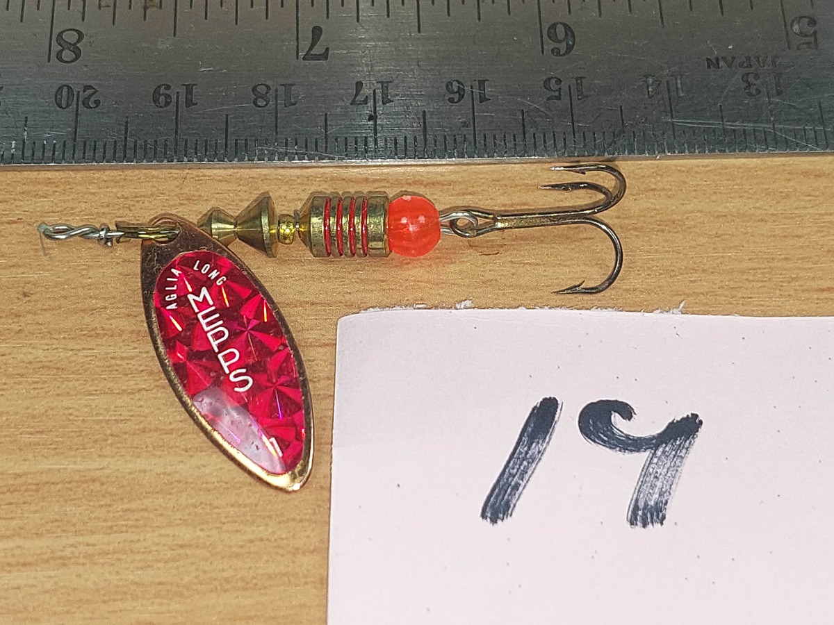   Dum fishing       *******   MEPPS  AGLIA LONG  1      #    19   ********