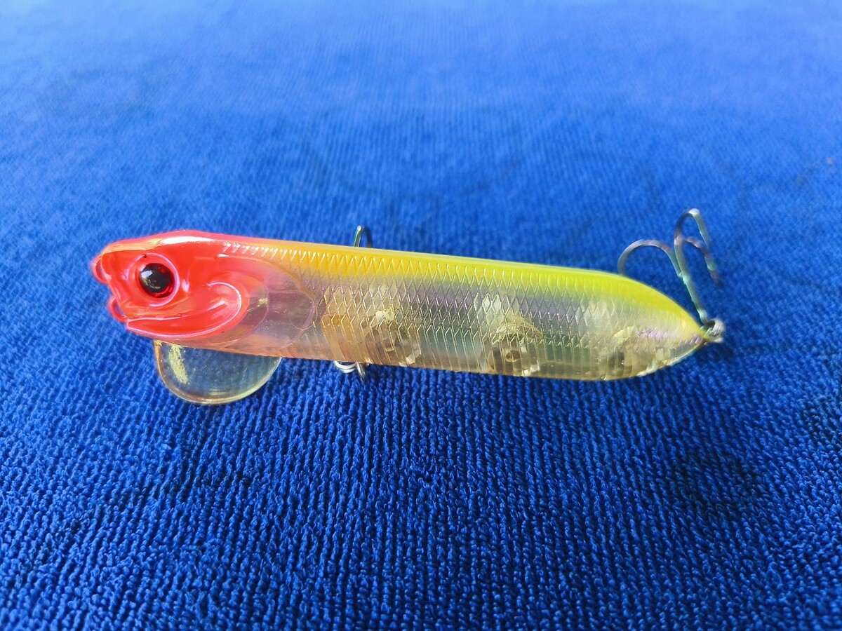 เหยื่อปลอมสภาพสวยใหม่   9 Cm.  มือสองญี่ปุ่น  # 5