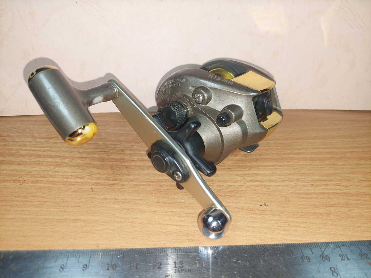   Dum fishing       ***  REEL  #   4      DAIWA   DYNAMIC - Z    ********