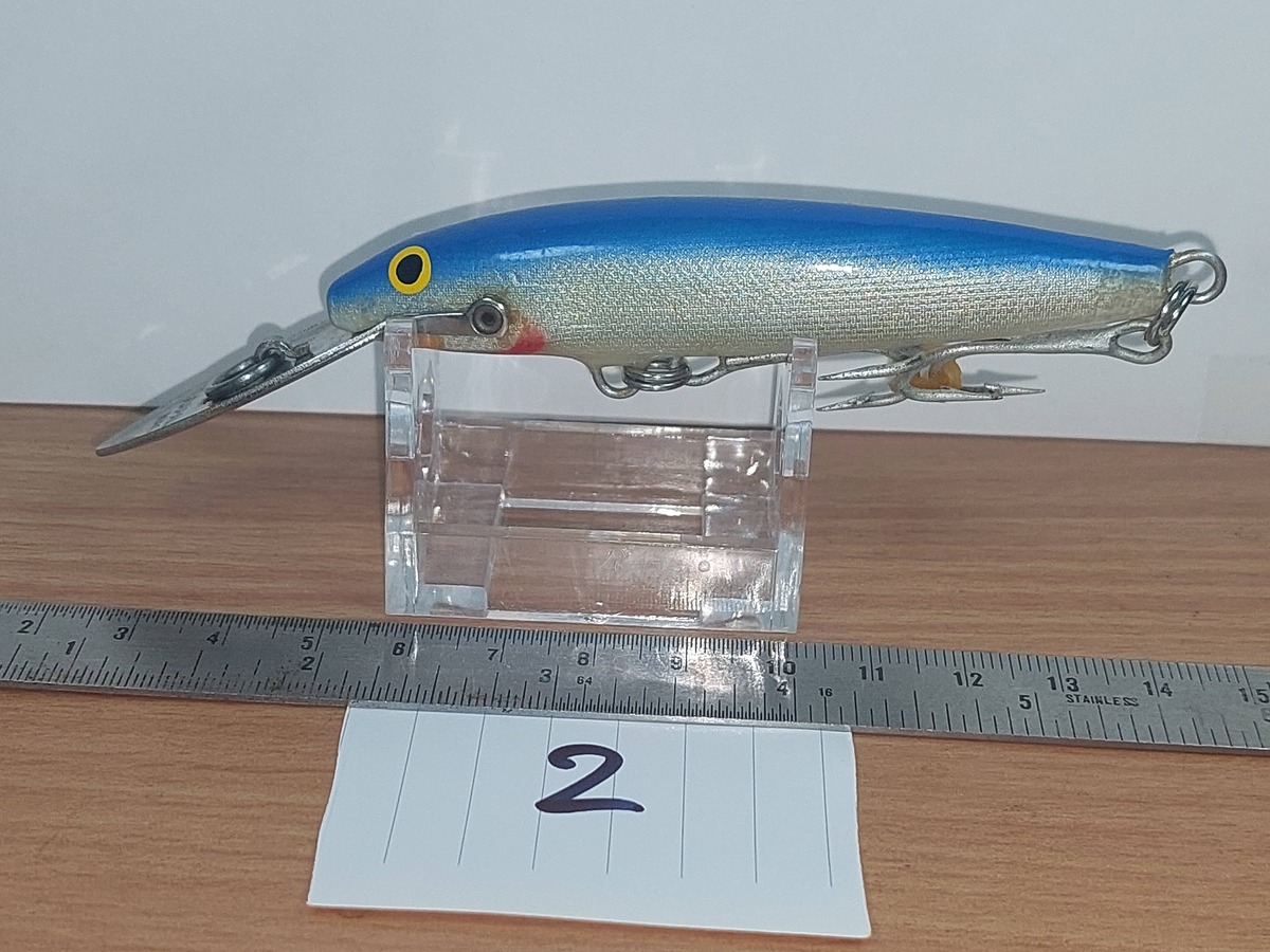   Dum fishing       *******     LURE #   2 RAPALA  CD MAGNUM    ********