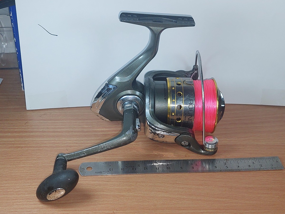   Dum fishing  # 2      ****   PRO MARINE   ROUND SPINN   RAS  4000    ****