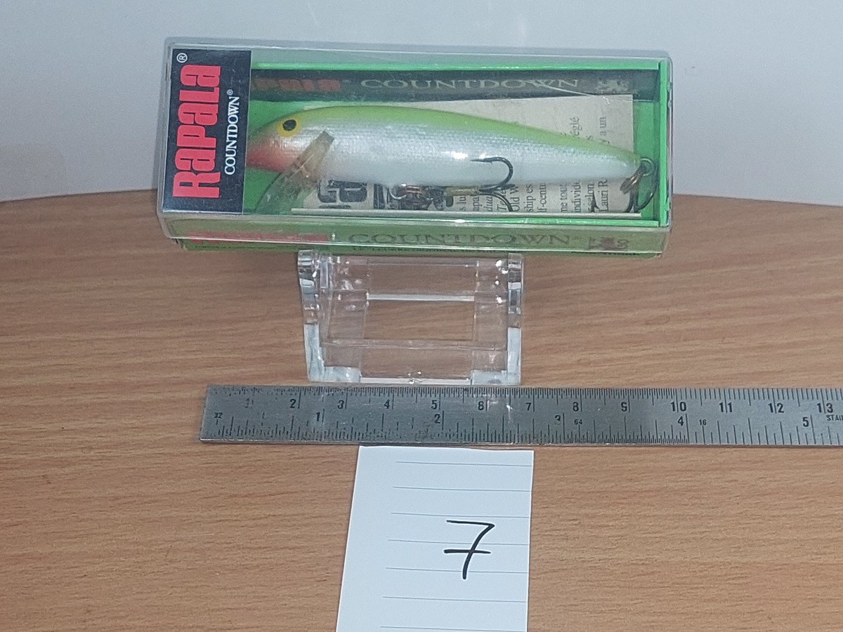   Dum fishing    LURE # 7      *******  RAPALA    ********