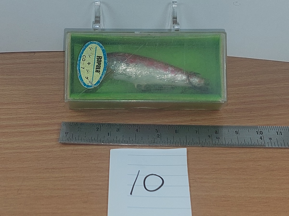   Dum fishing   LURE #  10      *******  RAPALA    ********