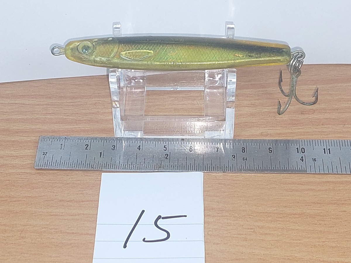   Dum fishing       *******     LURE #    15   ********