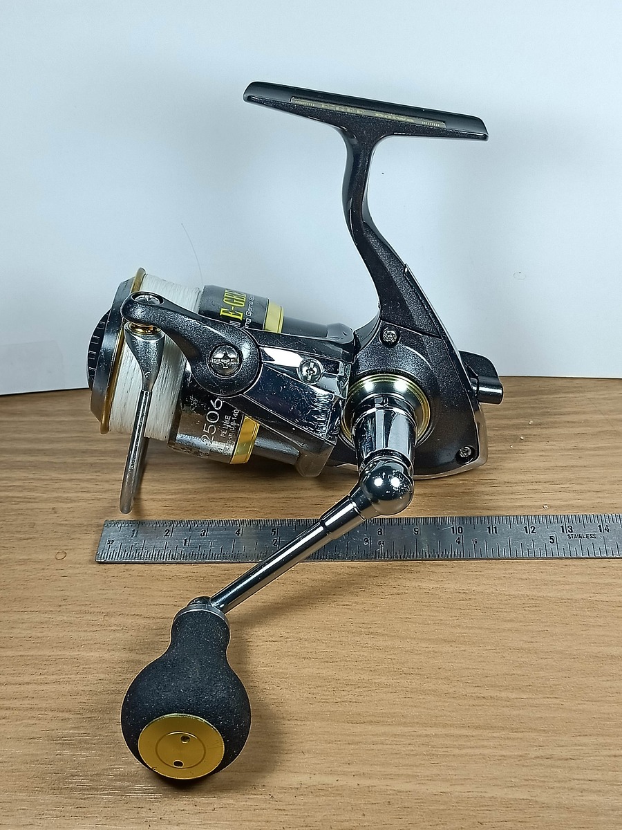   Dum fishing   # 18      ******  DAIWA   E - GEE  2506   ******