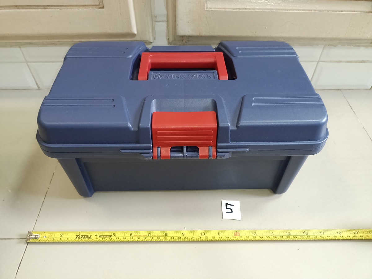      Dum fishing       ****      BOX  #  5   ****
