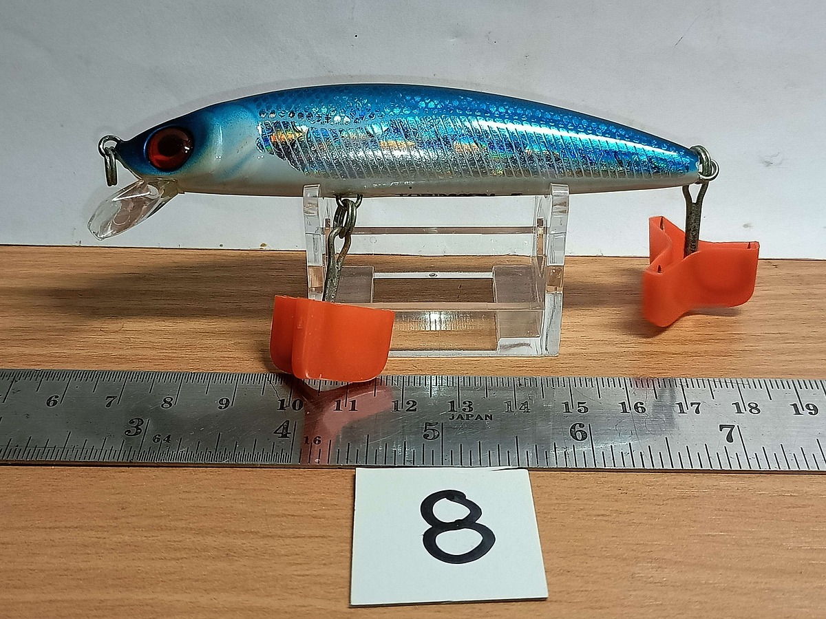   Dum fishing    **    LURE # 8  YO-ZURI     TOBIMARU  F      **