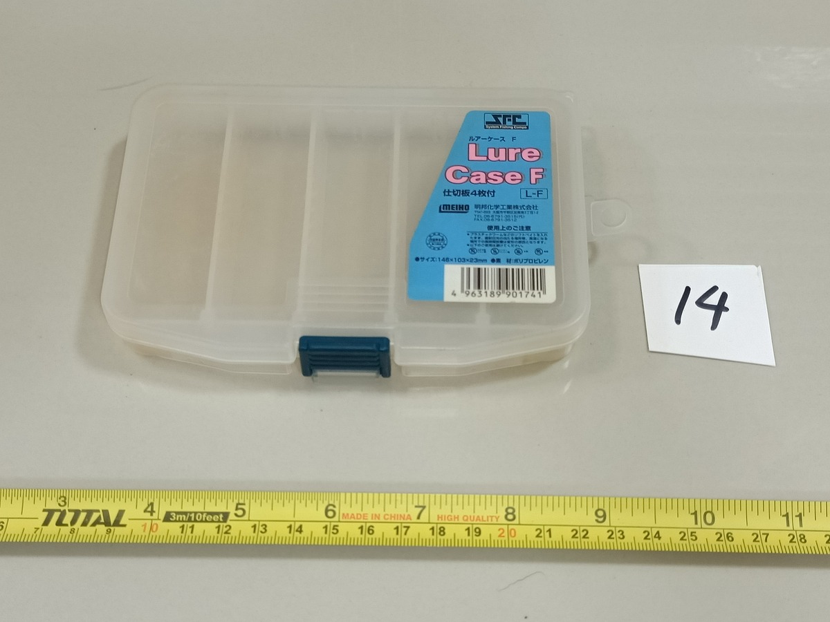      Dum fishing    ****    BOX  #  14       MEIHO  LURE CASE  F    ****