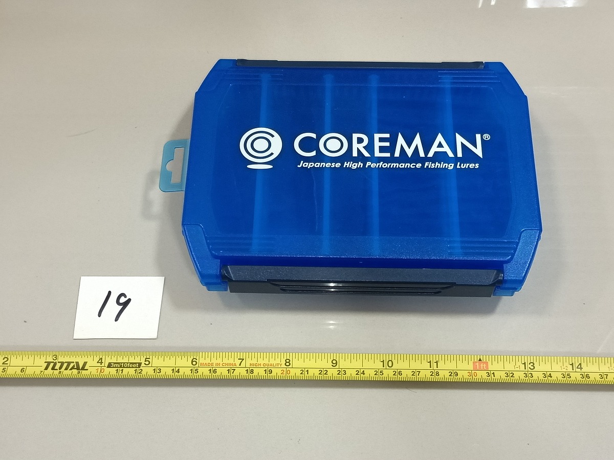      Dum fishing    ****    BOX  #  19       COREMAN   ****