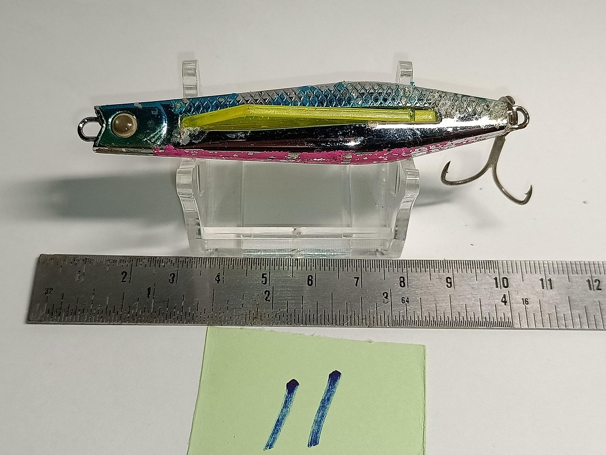   Dum fishing       *******     LURE #    11   ********