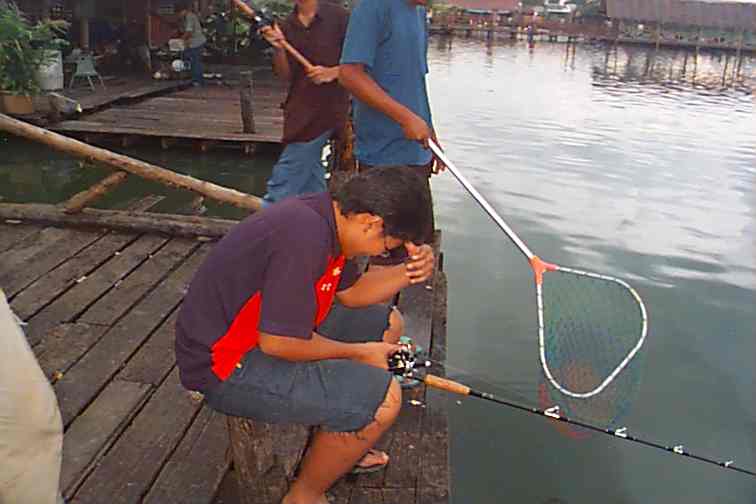  ดูกันอีกที่สภาพของกำนันหลังจากพ่า
