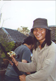 ดอกไม้ในมือมาร