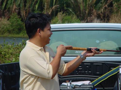 TEYY กับเพื่อน มาเยี่ยมพี่เล็กที่แปดริ้ว สมหวังกลับไป