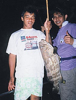 เจ้าปื้ด เด็กเรือฝีมือดี และวิญญู กับเก๋าตัวย่อม