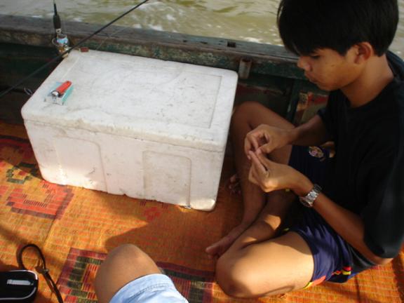 ผูกสายหน้า .... กิจกรรมประจำตอนวิ่งเร