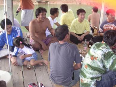 อย่าหันไปข้างหลังนะลูก    เดี๋ยว เมา  