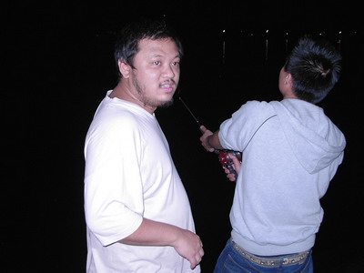 น้าเก่ง  พอดีกรี  ได้ที่  จะขอตัวกลับ  รอกร้องพอดี  เอ้า..  ขออีกสักตัว  ปิดท้ายรายการ  น้าเทียม..  