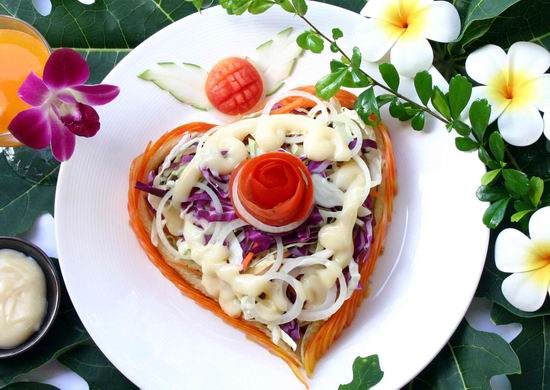 พ่อครัวทำอาหารด้วยความปราณีต และใส่ใจมาให้พวกเราด้วย  :love: :love: :love: