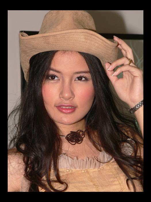 ....ถ่ายคร่อมเผื่อไว้แยะๆ...ถ้าเป้นกล้