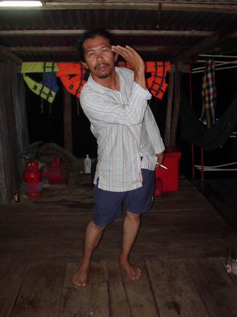 
            เป็นนายแบบที่นอนดึกที่สุดของปีครับ............... :laughing: :laughing: :laughing: :la