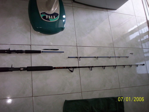 เทียบกับคัน Ugly Stik ของเพื่อนโผม