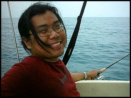 ส่วนเรื่องราวในทริพต่อไป ตามไปดูได้ในกระทู้นี้เลยคับ...
http://www.siamfishing.com/board/view.php?t