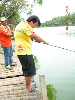 คนนี้เห็นกินรังนกกันท่าทางน่าอร่อยเลยกินมั่งเลย :laughing: :laughing: :laughing: