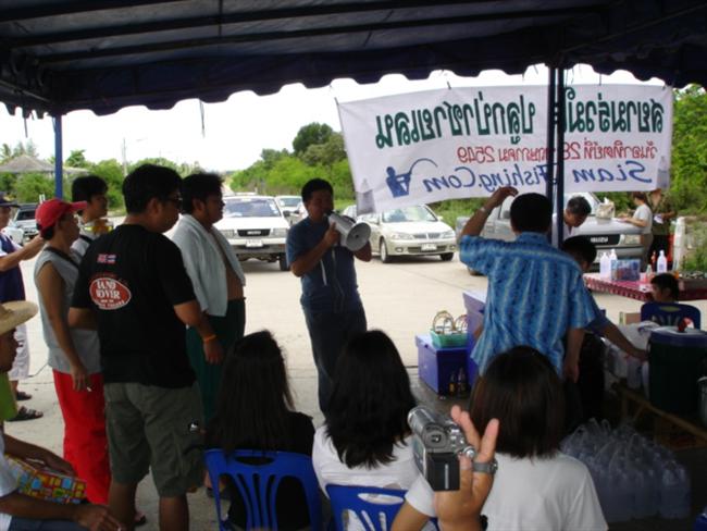 ชำล้าง ร่างกาย กันแล้ว ก็มาหม่ำๆ ข้า
