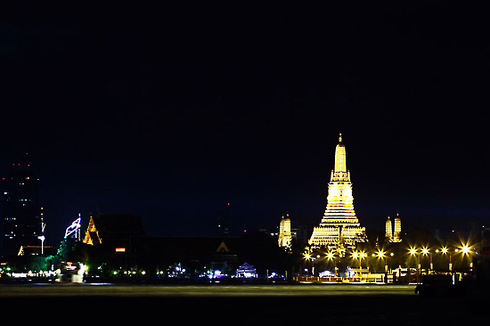 เรือก้อม่ายมี เอาวัดอรุณล่ะกัน 