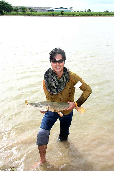 อ้อ  ปลาของหนุ่มแบงค์รูปหล่อเรานี่เอง :cool: