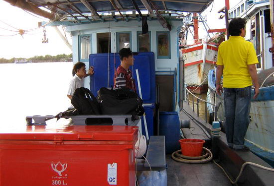 ไปลองเครื่องเรือ&ตกปลาที่หมาย 60 ไมล์ทะเล