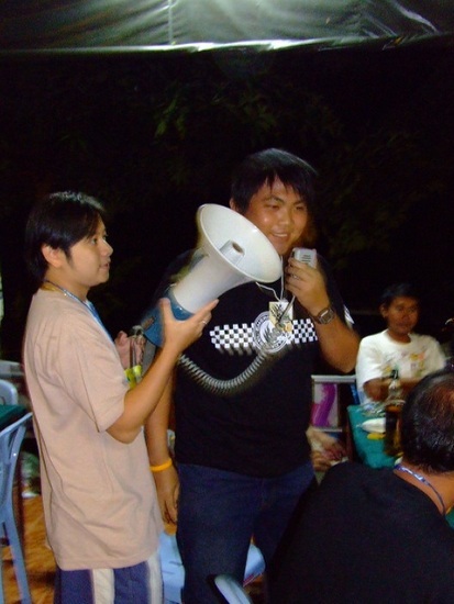        นี่น้าหนึ่งหรือ ครูหนึ่ง ครับ  :blush: :blush: :blush: