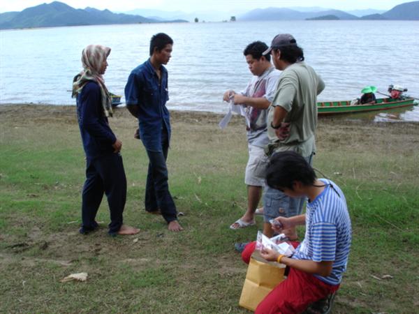 อย่างน้อยๆ เรือจองไม่ครบ เราก็ควร จ