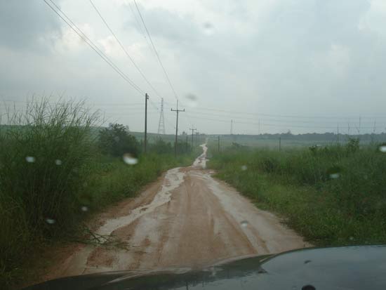 
เก็บของยังไม่ทันเสร็จดี โดนฝนกระห