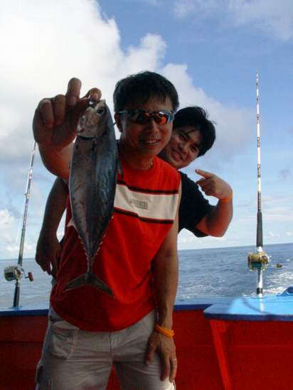 ตัวนี้ของท่านคกกก.หมูดุดครับ  :laughing: :laughing:




