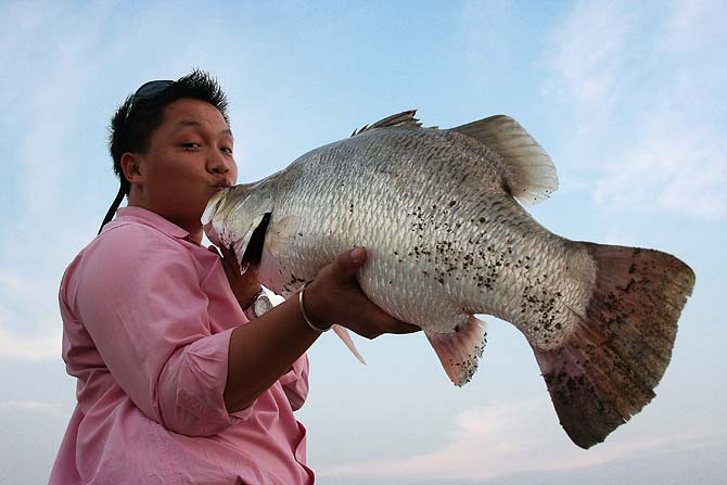 ภาพนี้ ย่อโดย โปรแกรมย่อภาพอัตโนมัติ ของ โจโจ้ ครับ