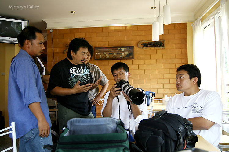 ยังล้างอัดไม่เสร็จเลยครับ เอามาลงก่อนซักสองสามรูป เดี๋ยวพรุ่งนี้มาต่อใหม่  ขอบคุณพี่เล็กที่ให้การต้อ