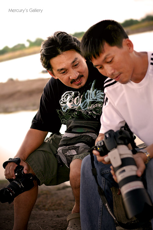 ห้องเรียนริมบ่อครับ  :laughing: