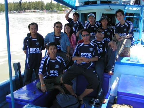 เสื้อทีมที่สุดแห่งปี  :cool: :cool: :cool: :cool: